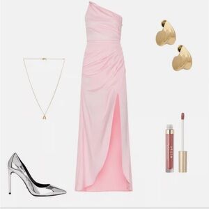 Elliatt Biarritz Gown in Pink Size Medium